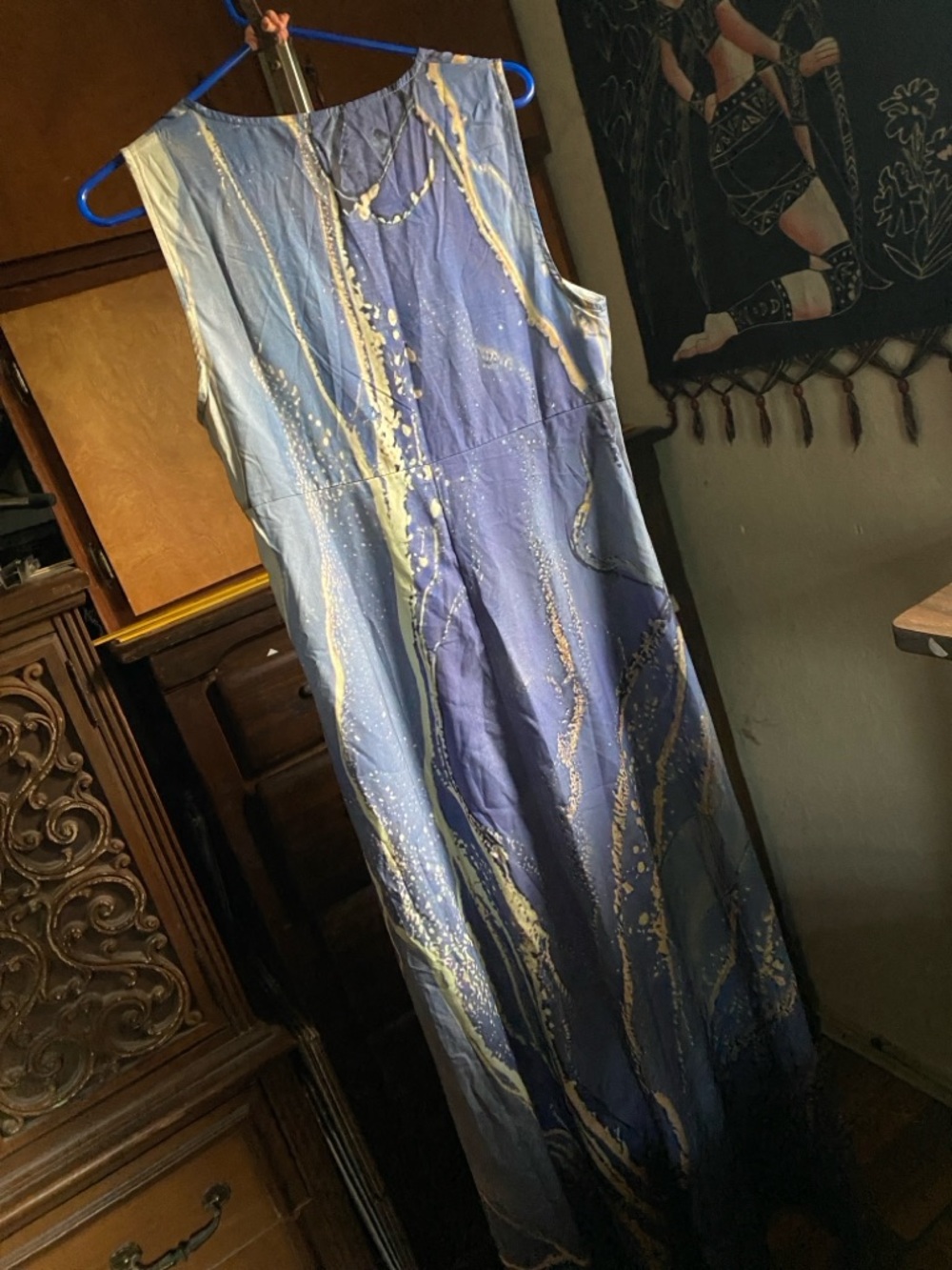 Brand new with the tag Sleeveless Blue Marble-Print V-Neck Dress - Picture 6 of 12